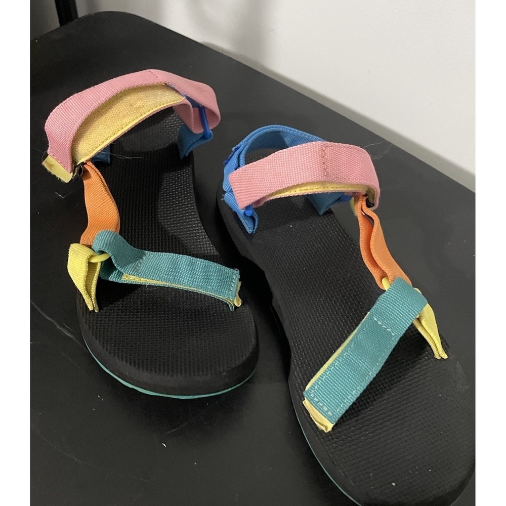 Teva Women's Original Universal Sandals 90s Multi Size 9? Measurements